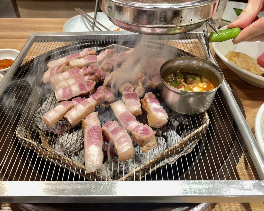 정진 (JUNGJIN) 이미지