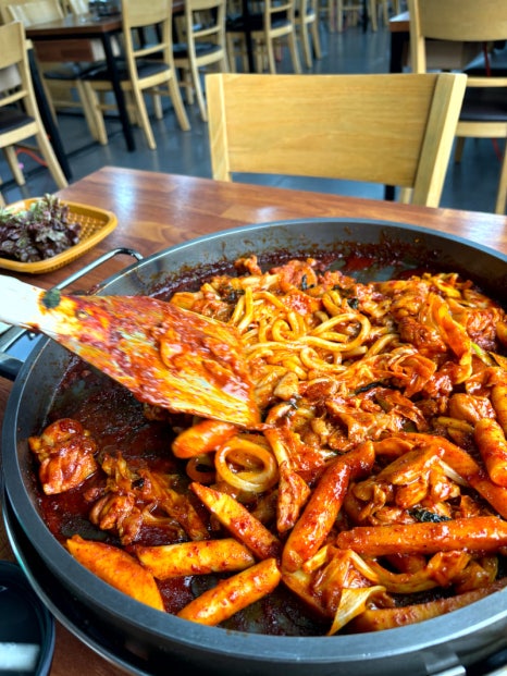 홍천양념닭갈비 이미지