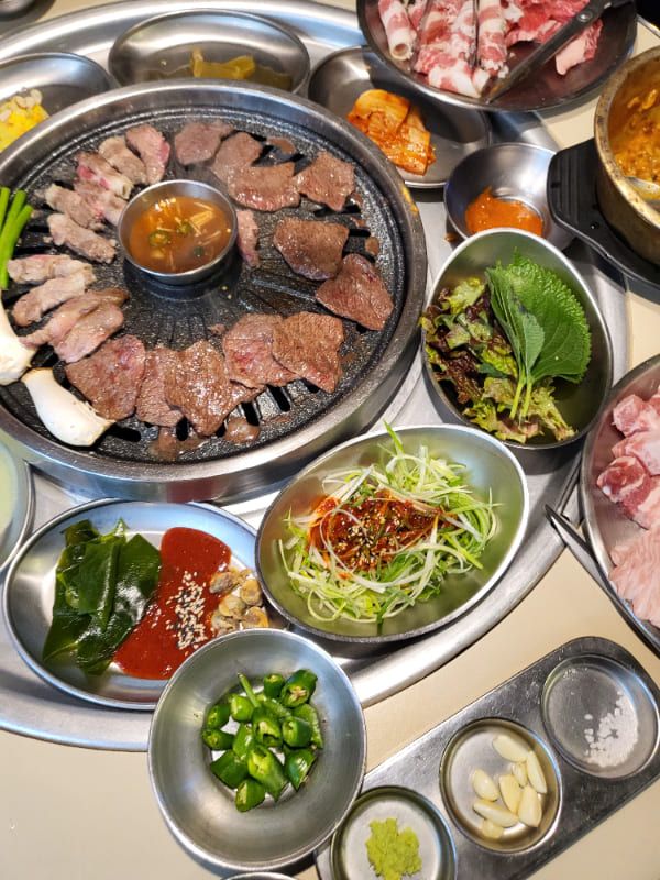 쟁반닭발 이미지