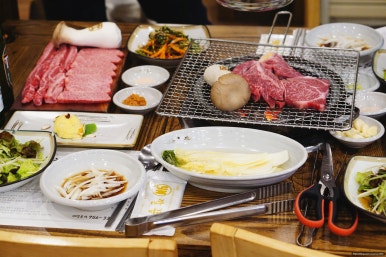 청정한우숯불 이미지