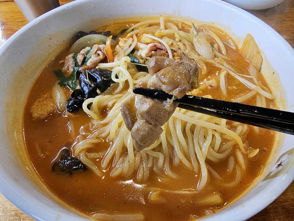 짬뽕엔닭 이미지