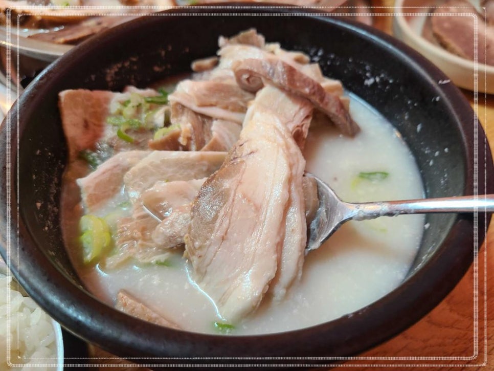 명품 소머리곰탕 이미지