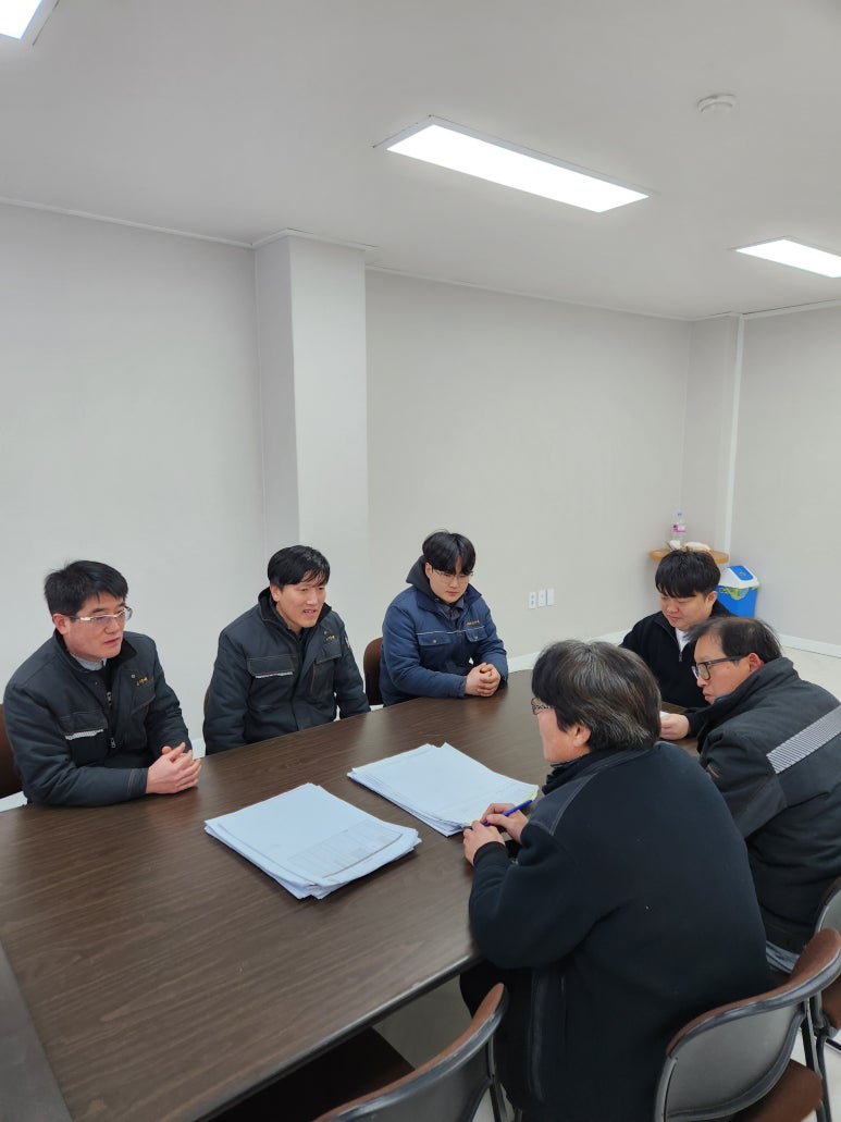 (주)코리아홀딩스 이미지
