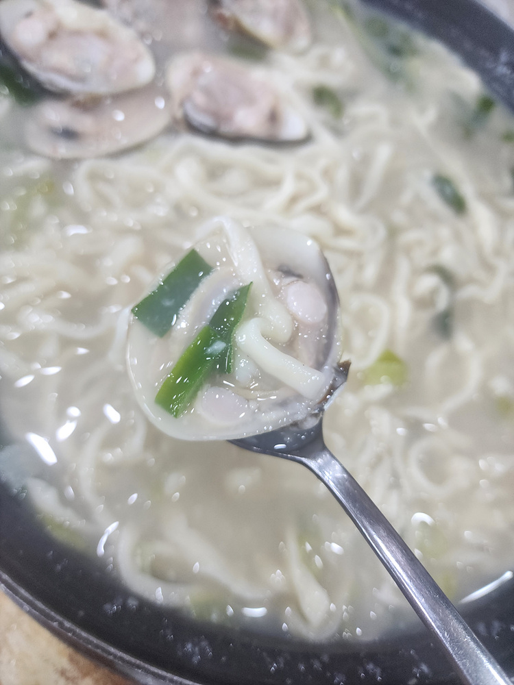 참맛칼국수 이미지