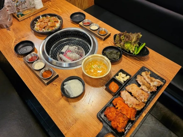 한근숯불닭갈비 이미지