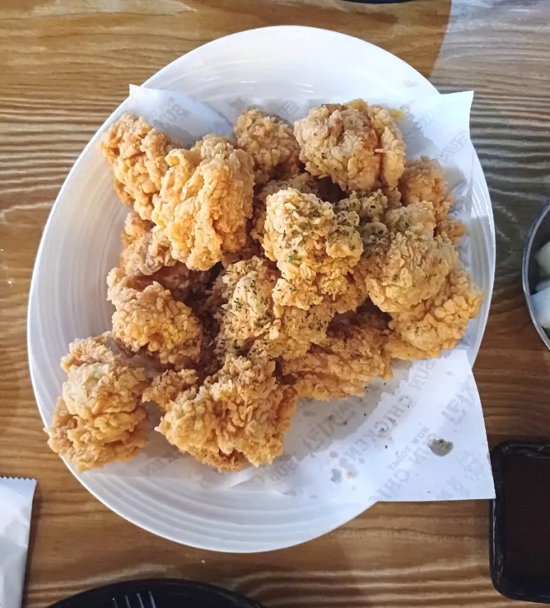 남다른 썬치킨 부산대점 이미지