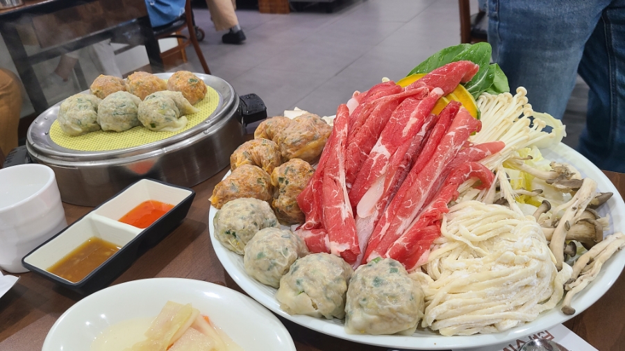 반달곰만두 이미지