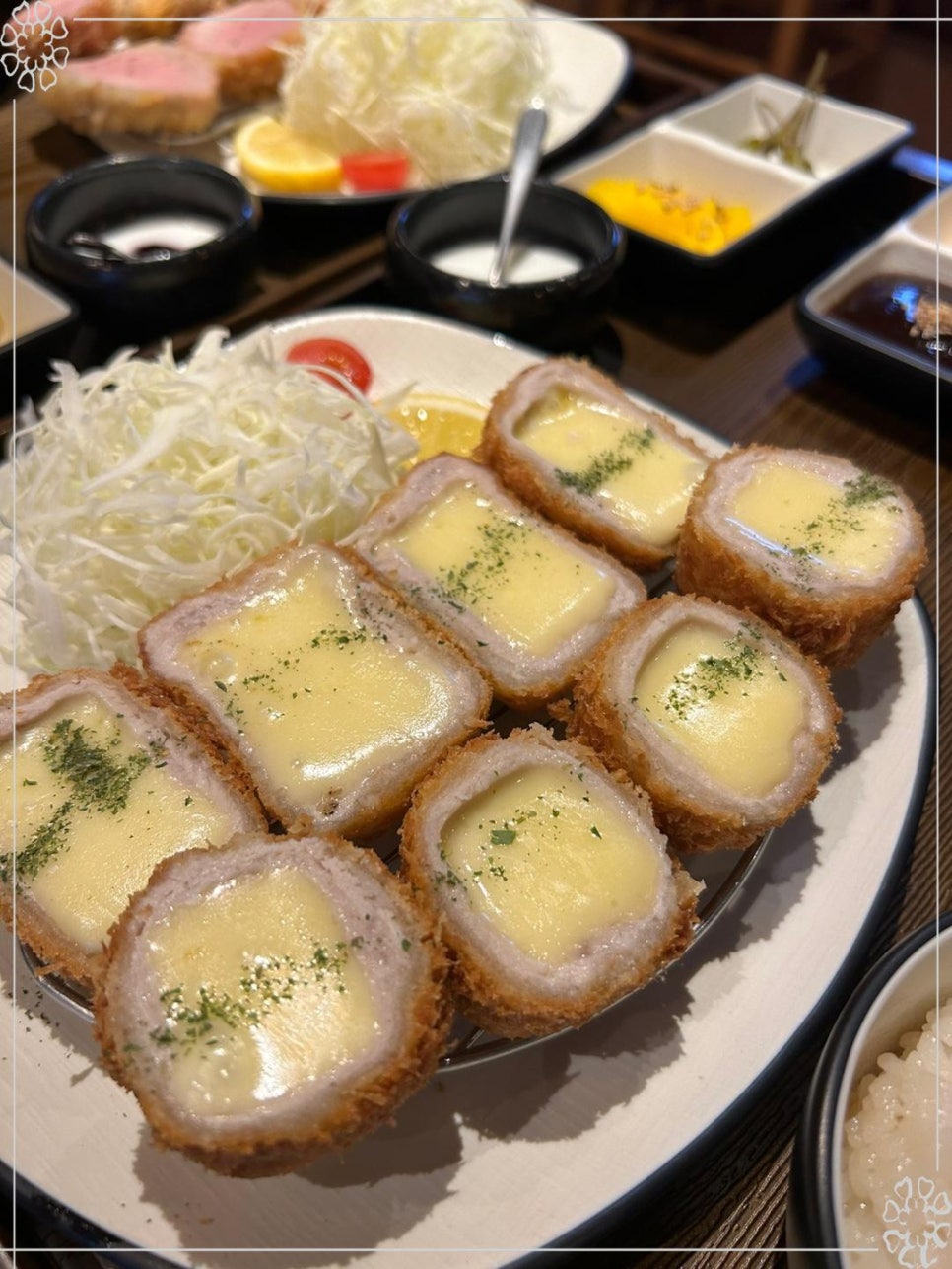 건국카츠 이미지