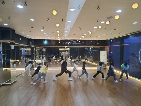 업타운댄스학원 이미지