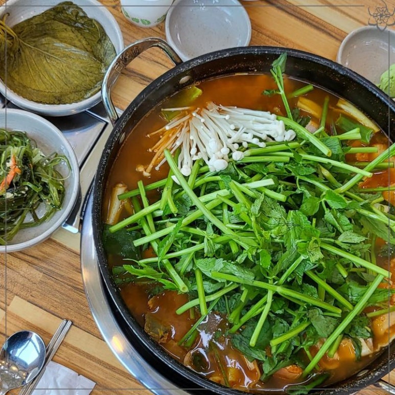호수매운탕 이미지