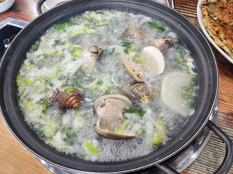 참맛칼국수 이미지