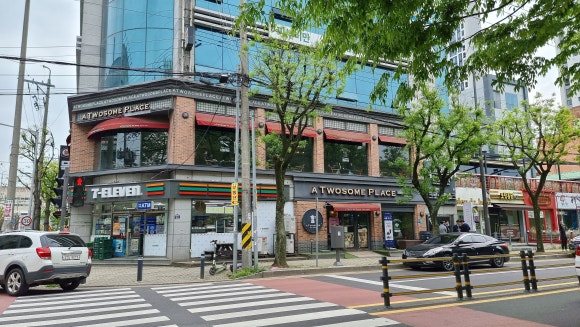 투썸플레이스첨단호수공원점 이미지