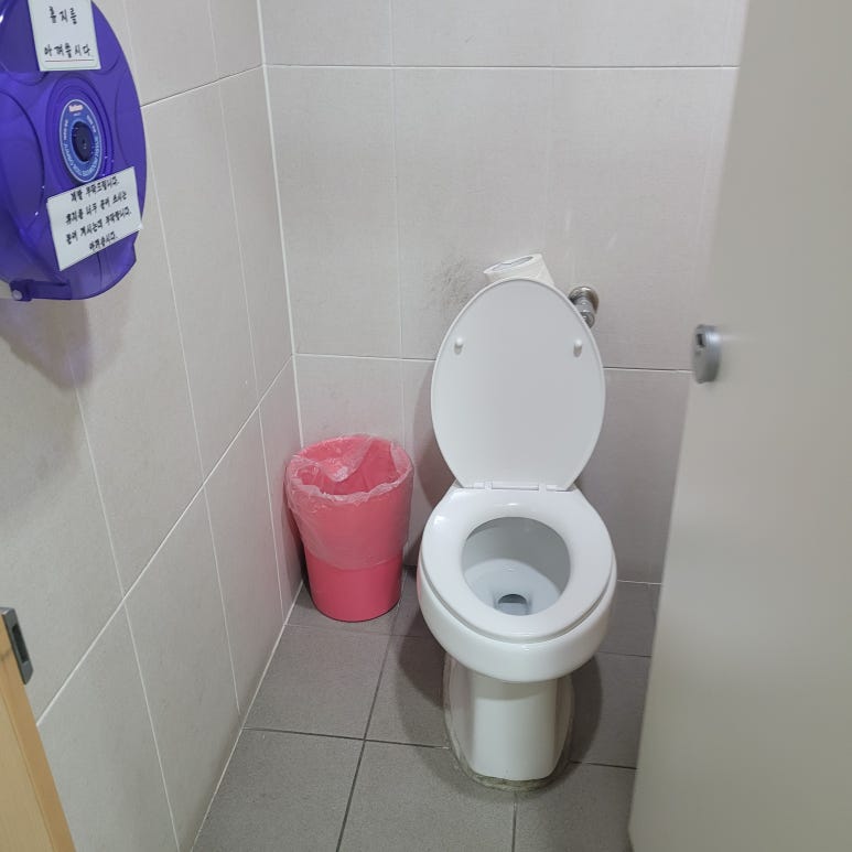 누구나홀딱반한닭송탄역점 이미지