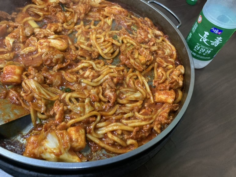 153꼬끼오왕닭갈비 이미지