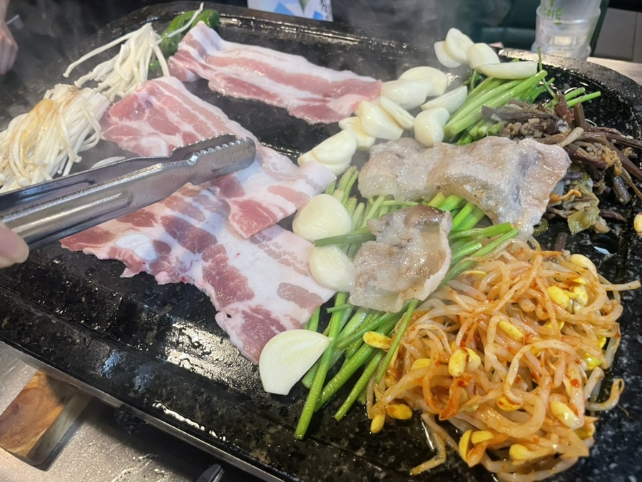 돈돌집 이미지