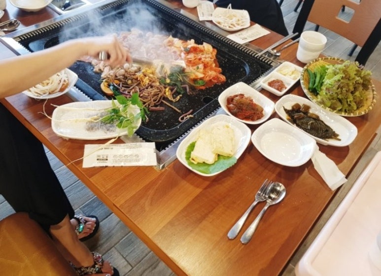 돈오리뚝배기 이미지