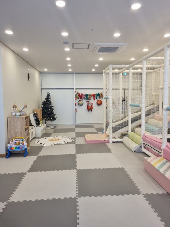 스위밍베베 이미지
