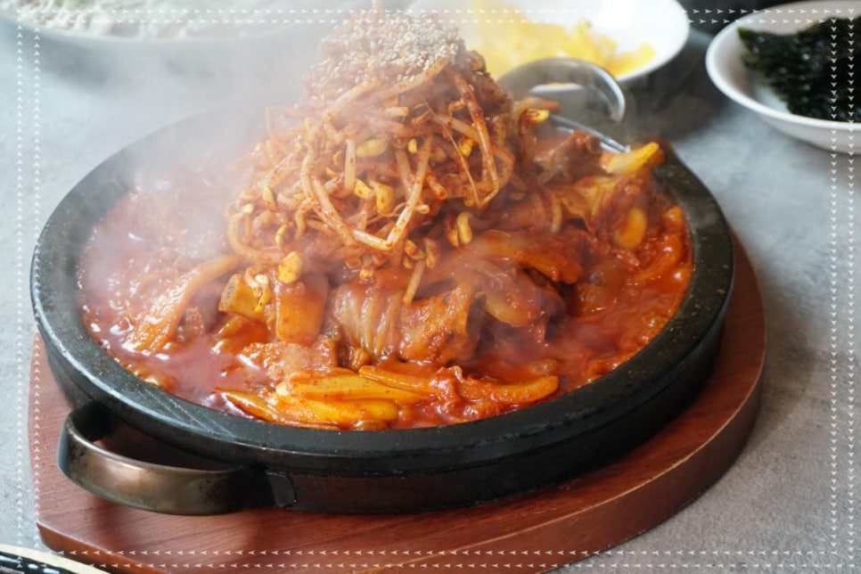 찐매운등갈비 이미지