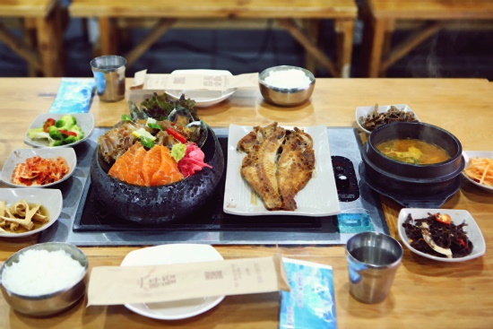 두-밥식당 이미지