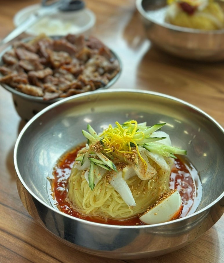 삼정밀면 이미지