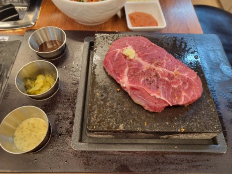 채영진의명품생고기무한리필고강점 이미지
