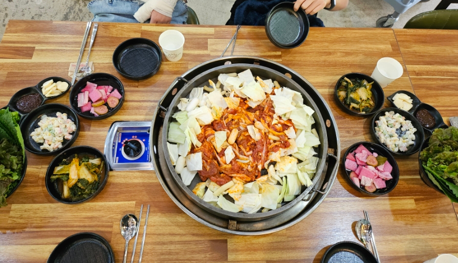 도둑과시인 이미지