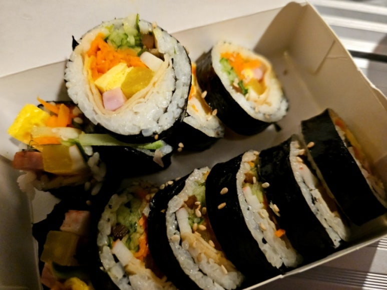 쏭김밥 이미지