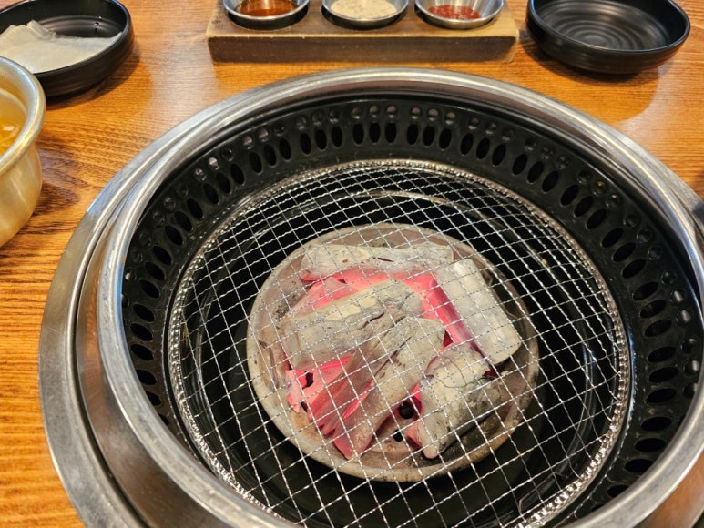 한근숯불닭갈비 이미지