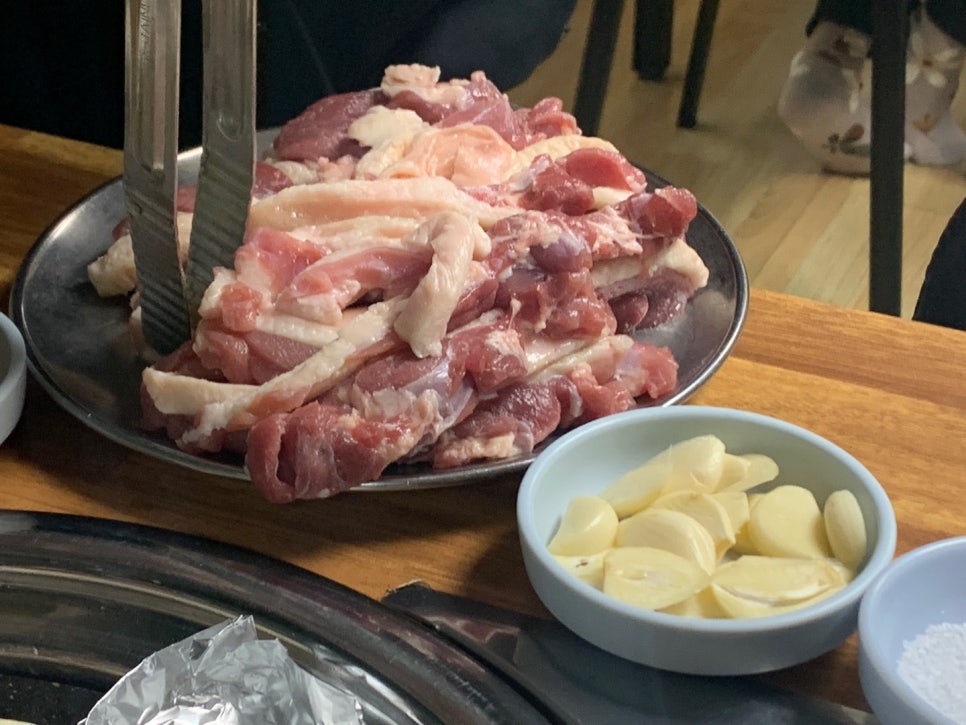 함지박오리숯불구이 이미지