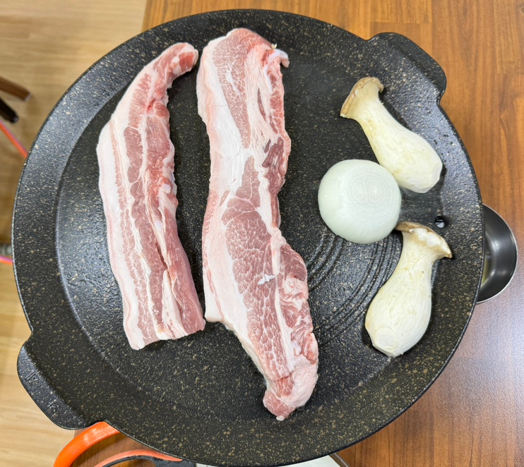 거북이생고기식당 이미지