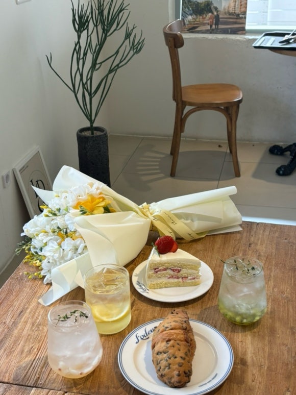 로더 L'ODEUR 이미지