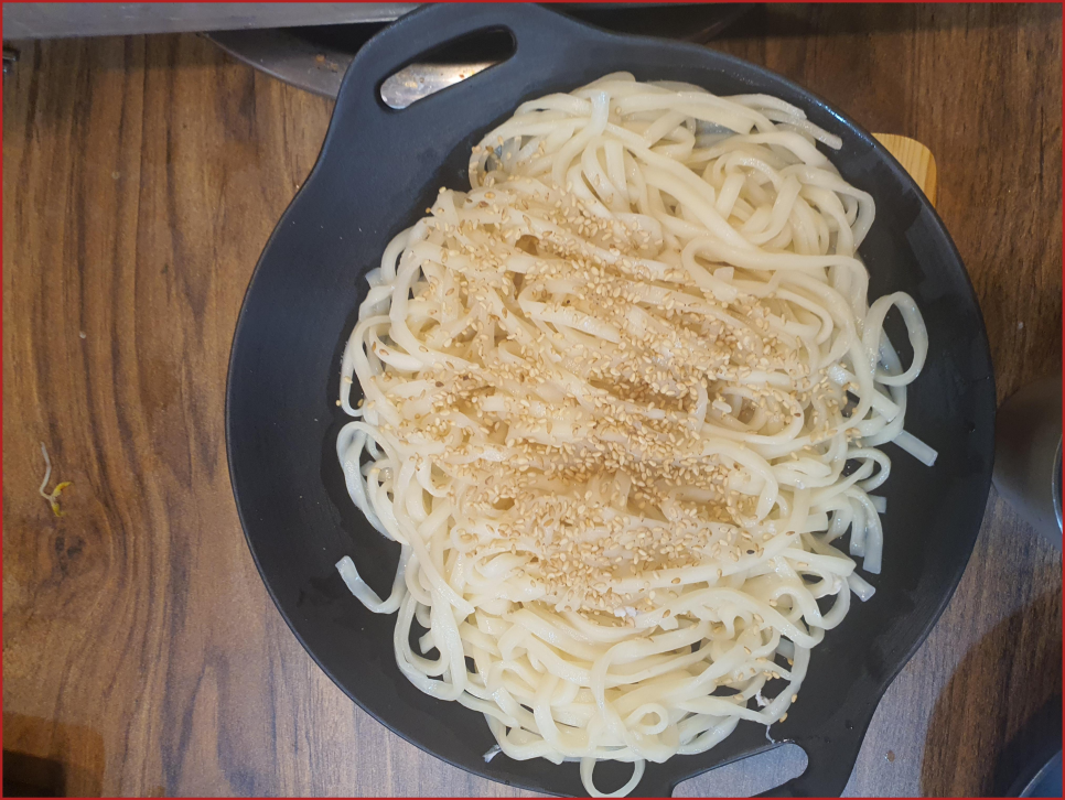 중앙해물칼국수 이미지