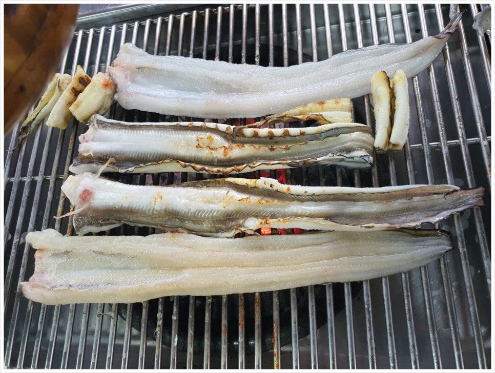 굴맛&장어맛 이미지