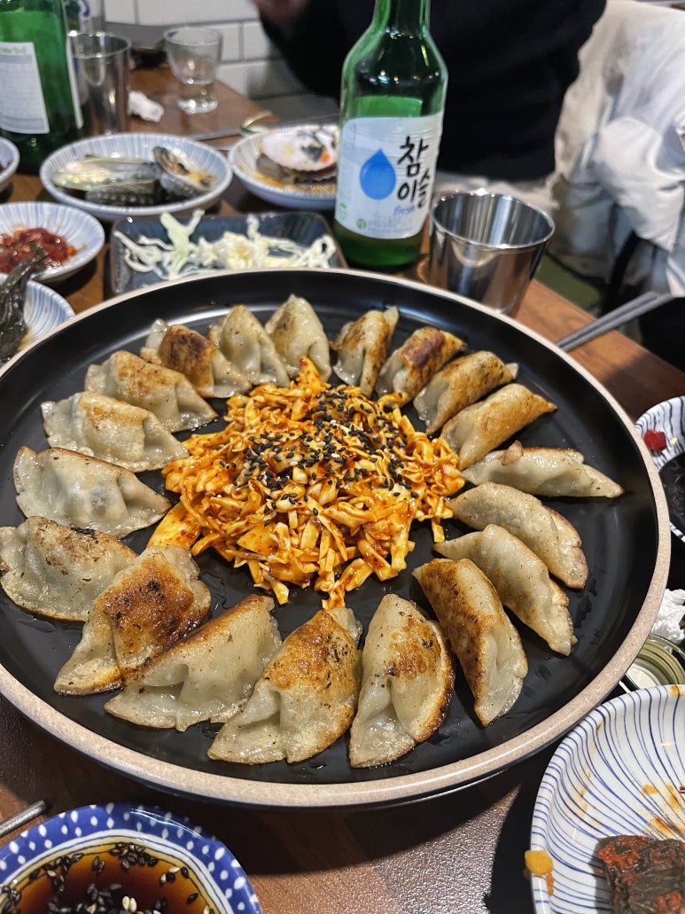 전복파는청년 이미지