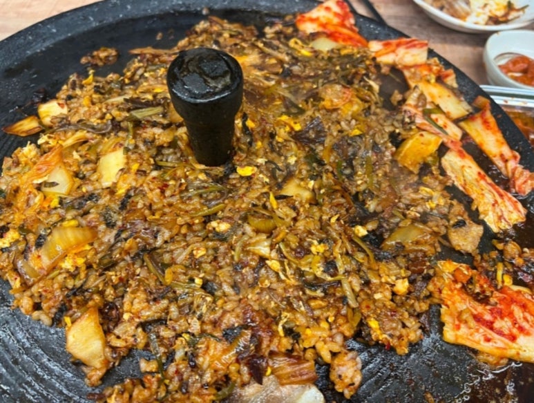 안도윤 냉동삼겹살 이미지