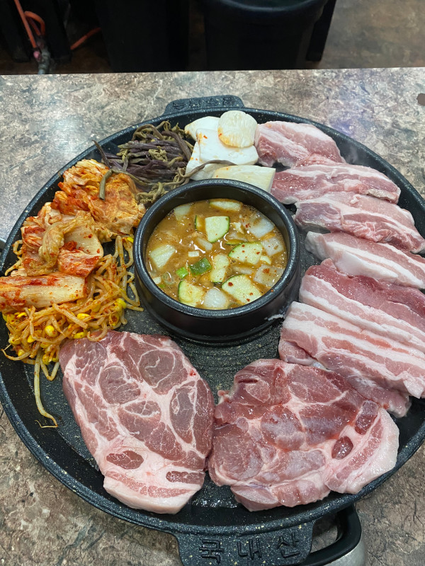꽃돼지대패삼겹살 이미지