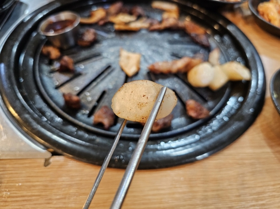 오늘도뒷고기 이미지