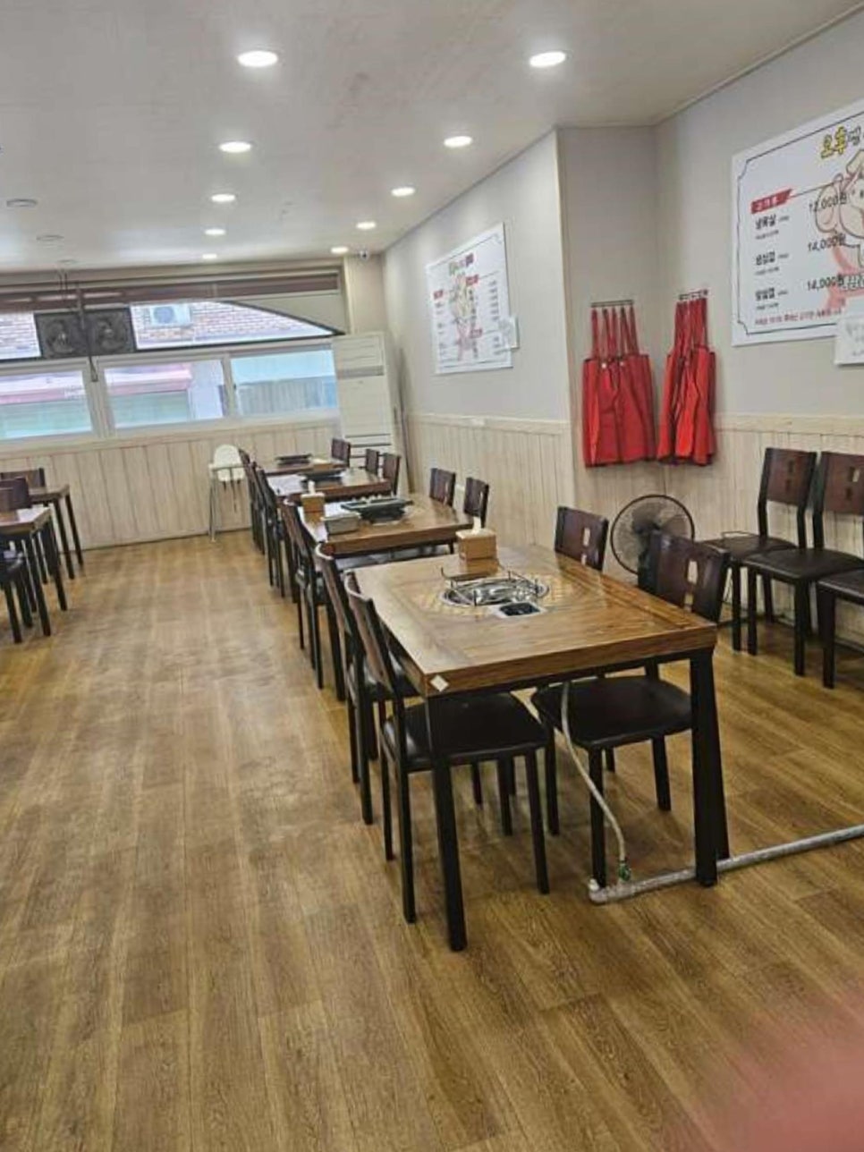 오후엔시간돼지 이미지