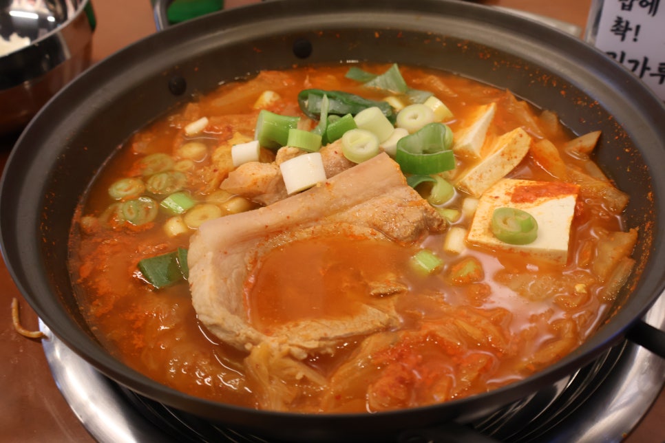 백채김치찌개 봉담2지구점 이미지