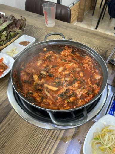 진황제돼지찌개 이미지