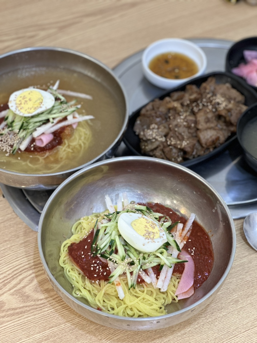 육백밀면 이미지