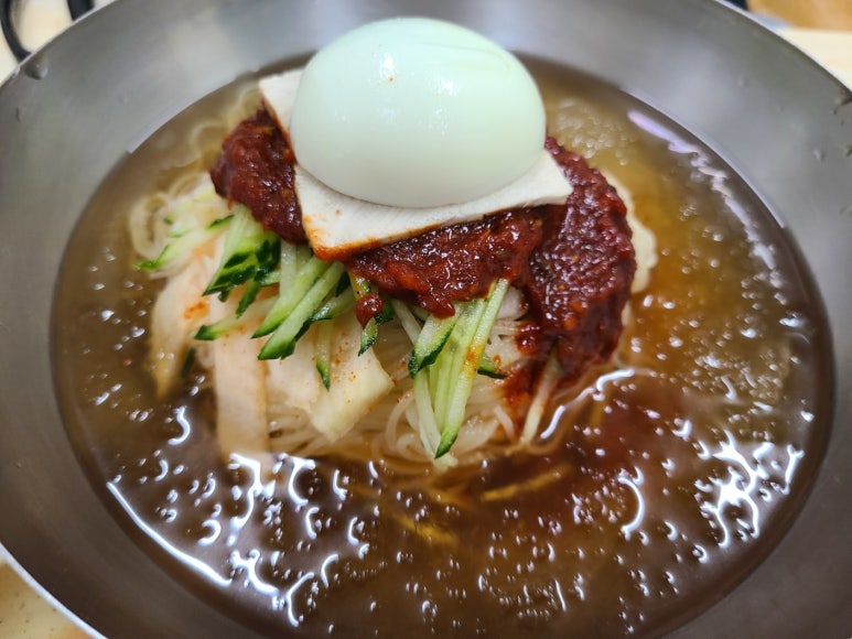 진밀면 이미지
