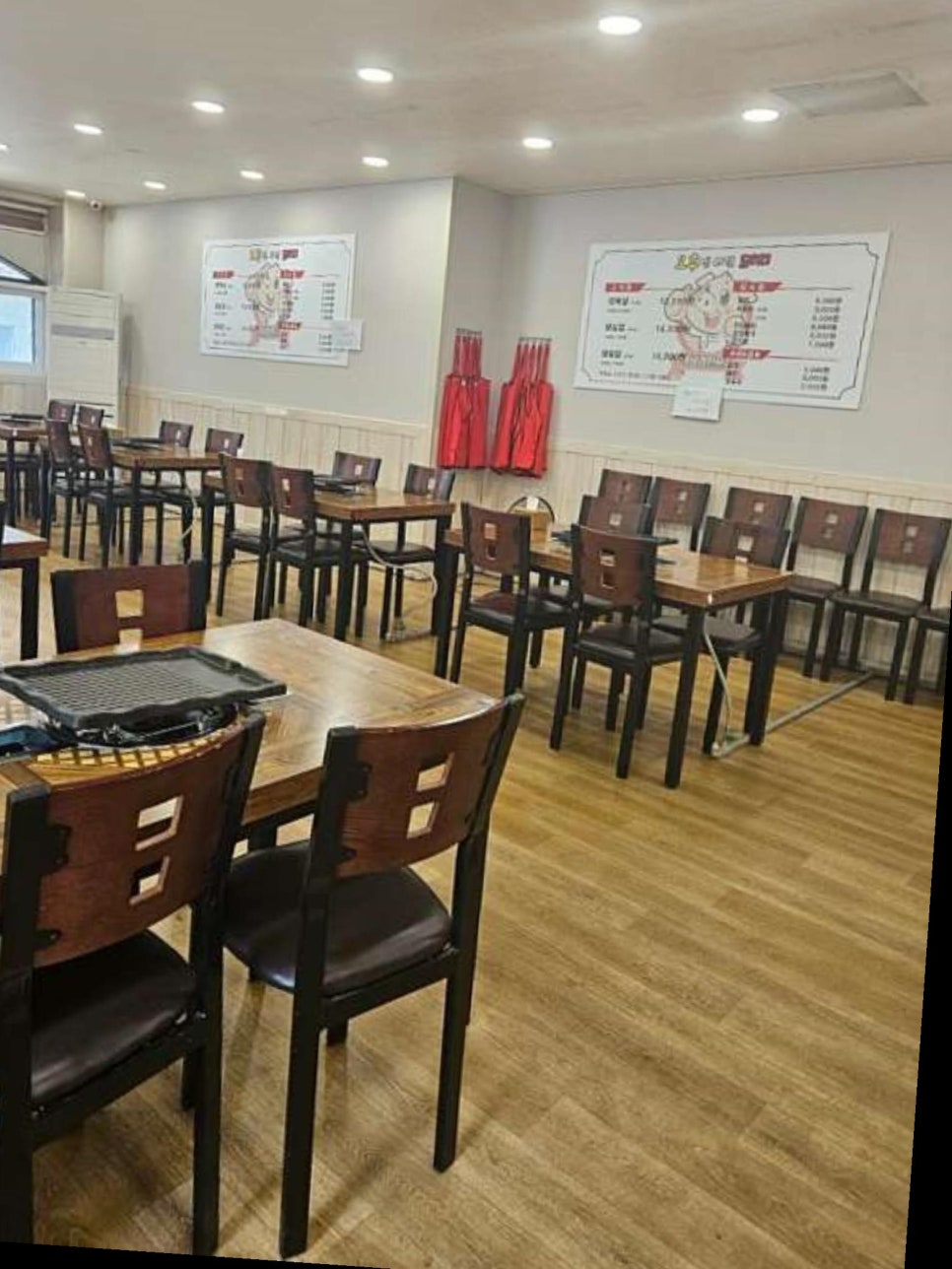 오후엔시간돼지 이미지