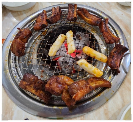 거시기쪽갈비생족발구이 이미지