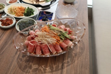 하선집한우불고기육회비빔밥전문점 이미지
