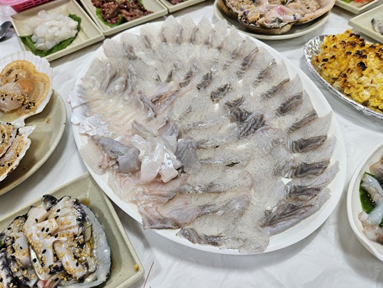 정수횟집 이미지