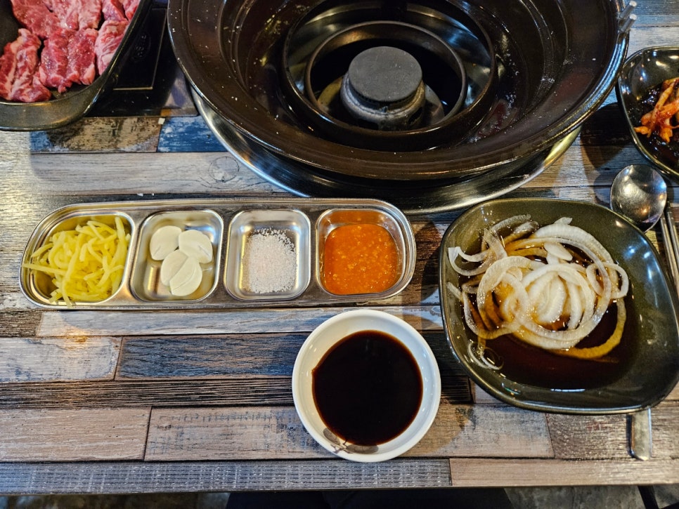 화끈숯불장어 이미지
