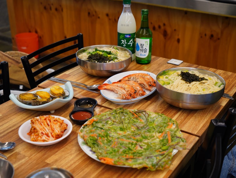 손수칼국수 이미지