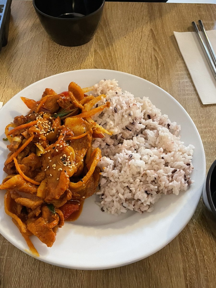 제육볶이 이미지