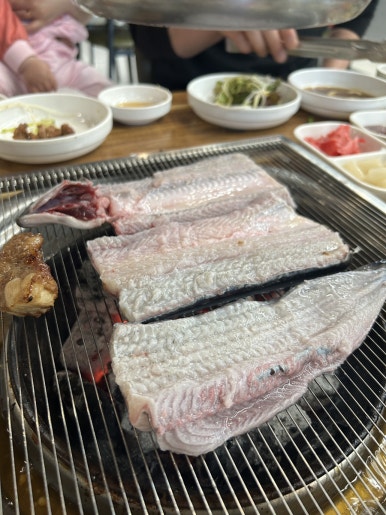 삼돌이왕숯불갈비 이미지